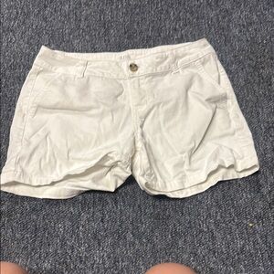 a.n.a White Bermuda Shorts Relaxed Fit